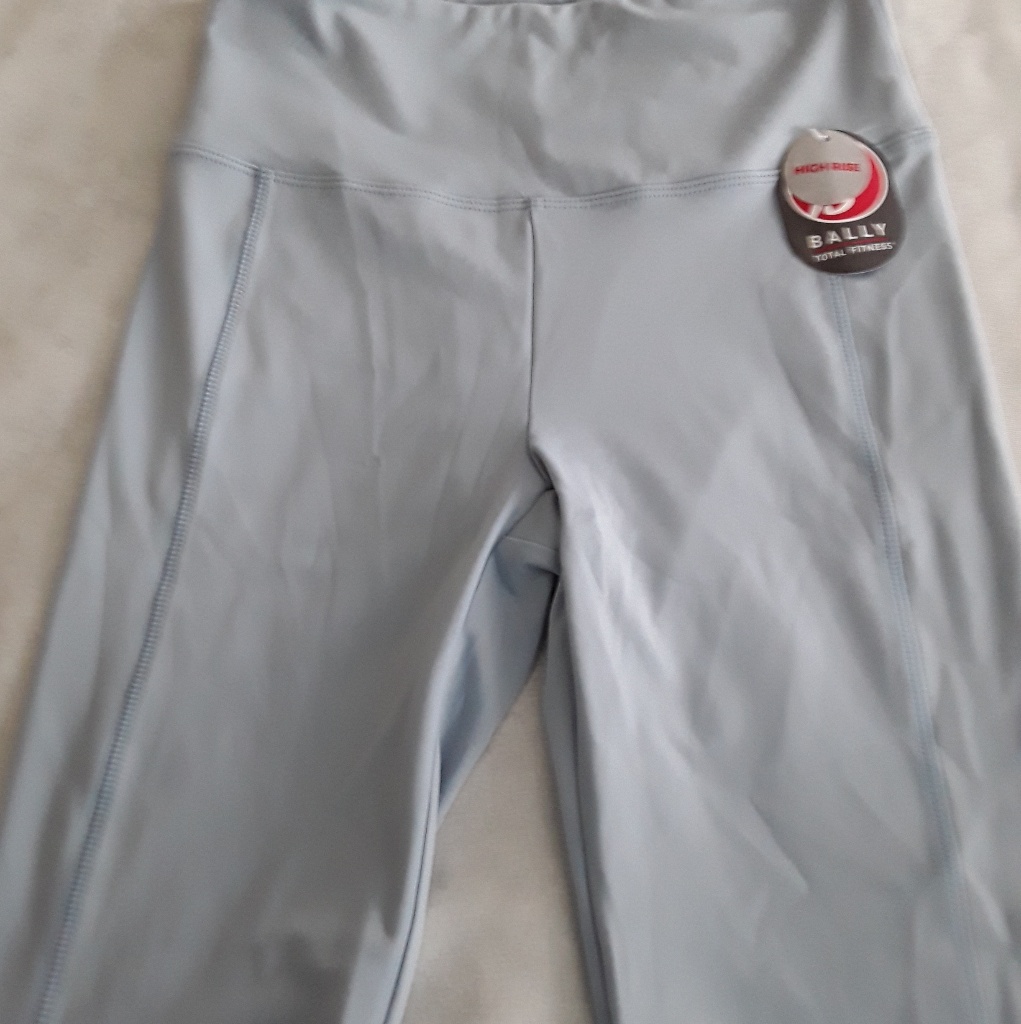 Bally Fitness Blue Fog Bermuda Shorts 11 Inseam